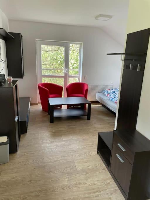 Apartman Katarina V Penzione Pod Smrekom Martin Bagian luar foto