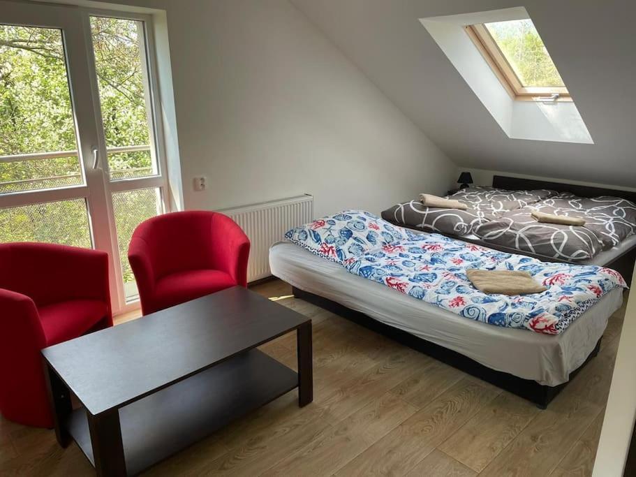 Apartman Katarina V Penzione Pod Smrekom Martin Bagian luar foto